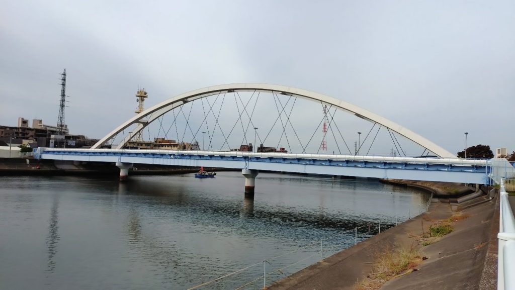 鶴見川橋